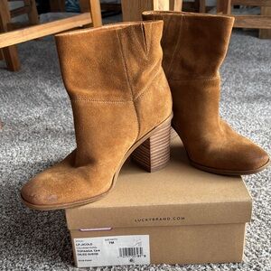 Lucky Brand Women's Tan Suede Ankle Booties
